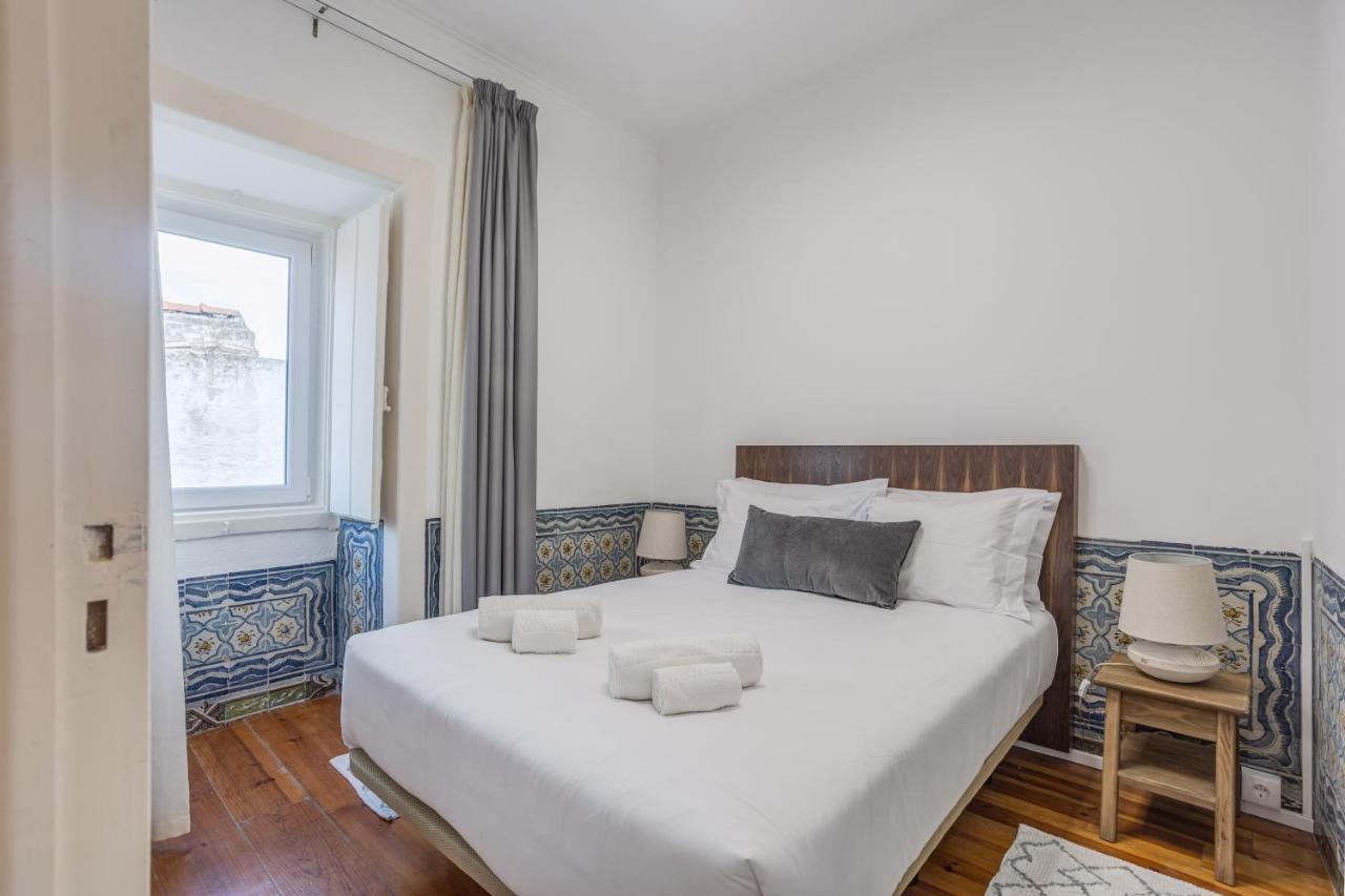 Hip & Renovated T.M. Flat In Bairro Alto Apartment Lisbon Bagian luar foto