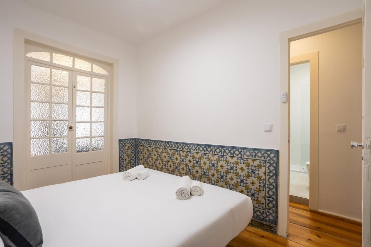 Hip & Renovated T.M. Flat In Bairro Alto Apartment Lisbon Bagian luar foto