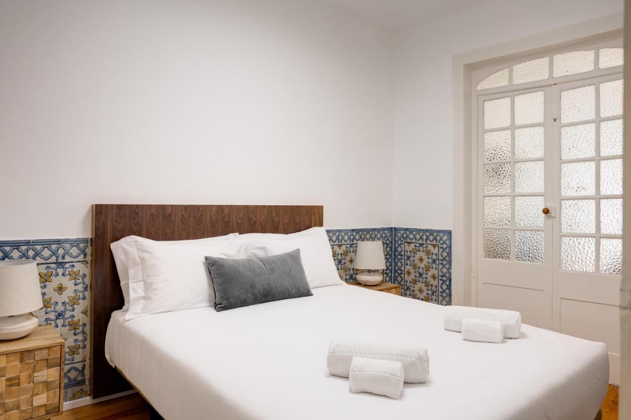 Hip & Renovated T.M. Flat In Bairro Alto Apartment Lisbon Bagian luar foto