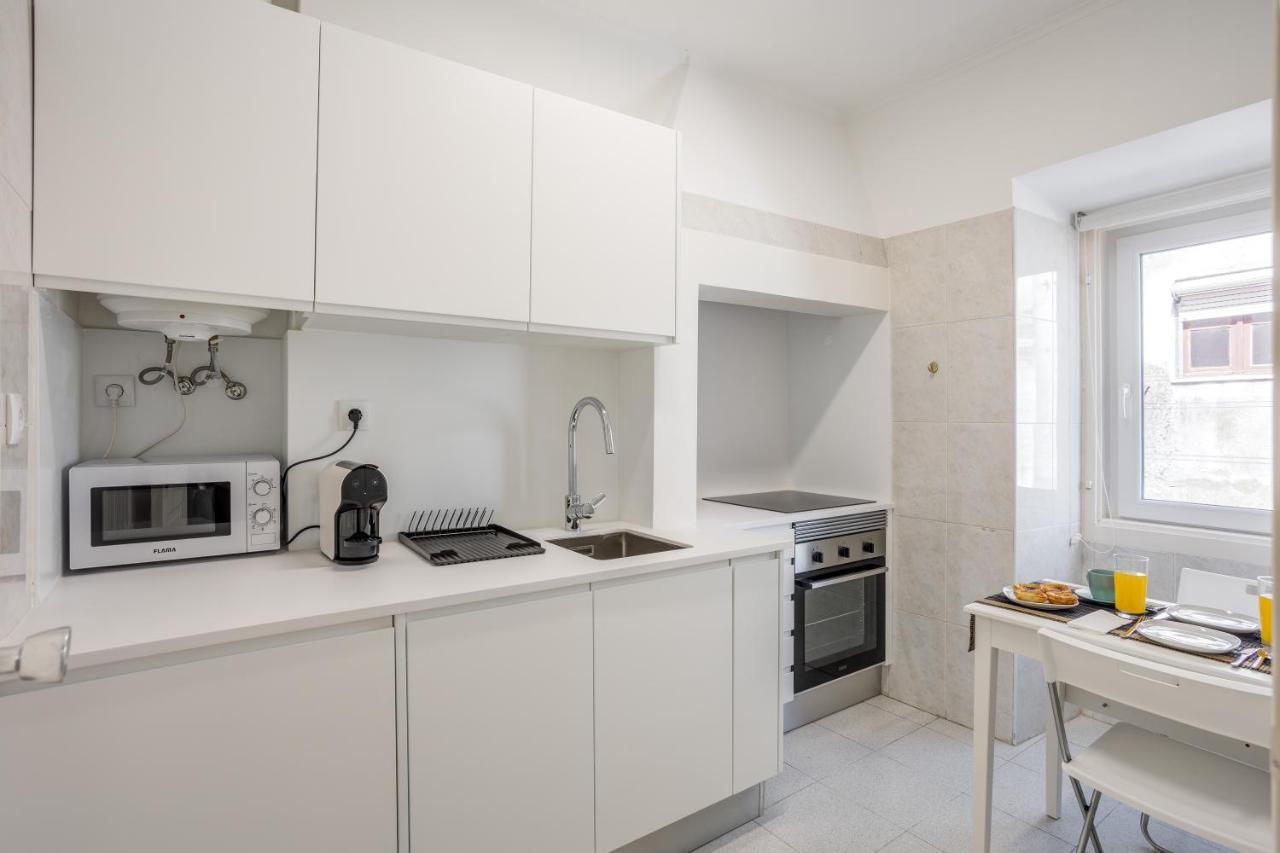 Hip & Renovated T.M. Flat In Bairro Alto Apartment Lisbon Bagian luar foto